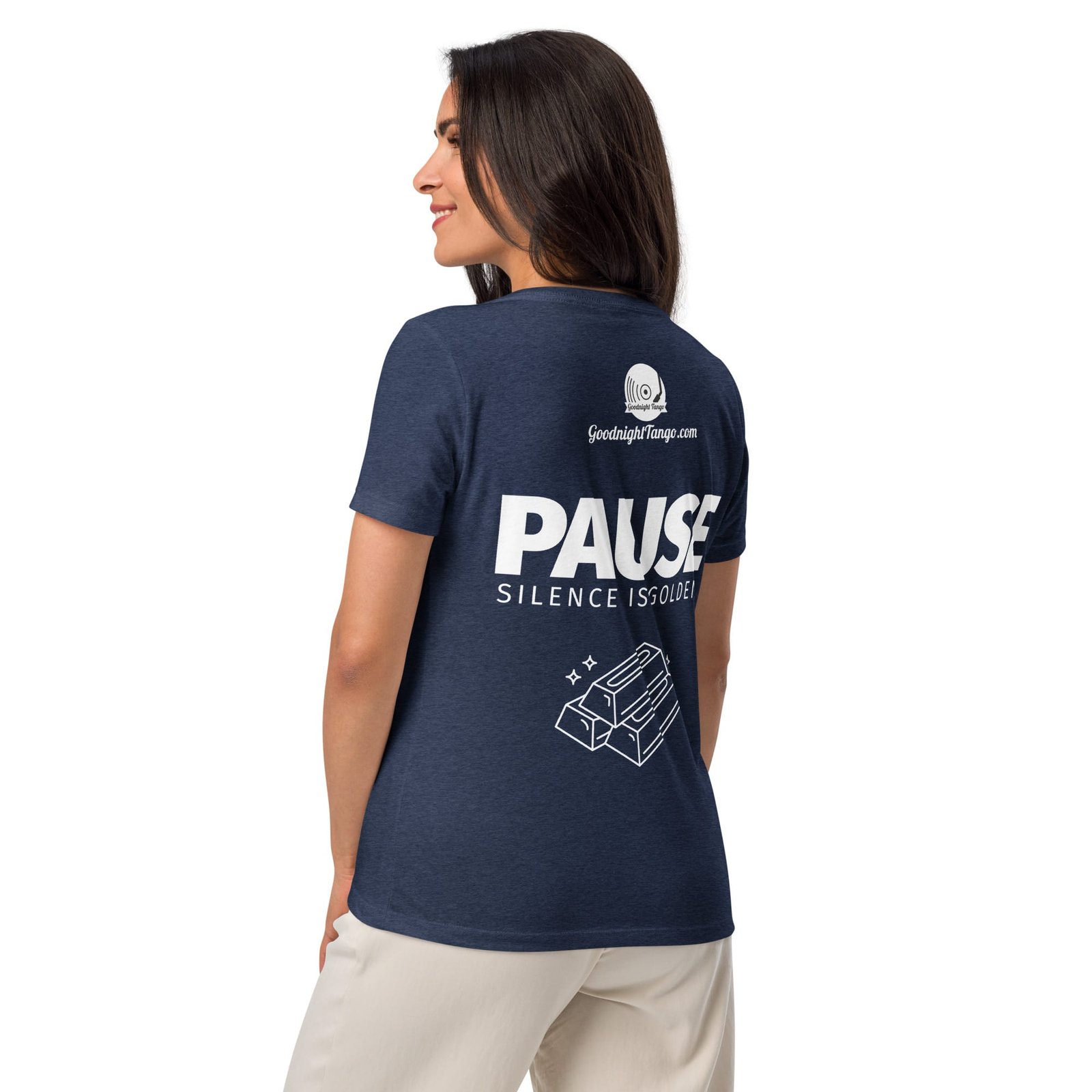 Pause. Women’s relaxed v-neck t-shirt